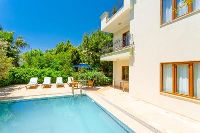 Villa Hebessos
