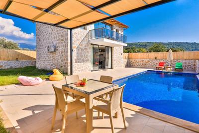 Villa Mayıs