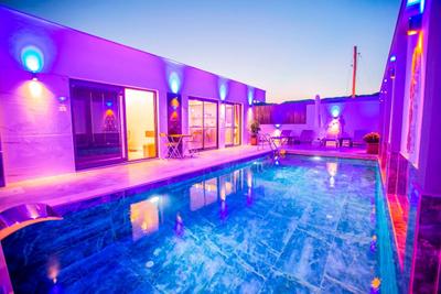 Villa Pink