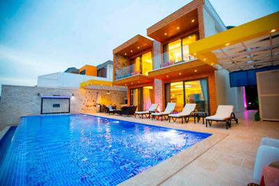 Villa Secret