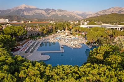 Dobedan World Palace Hotel