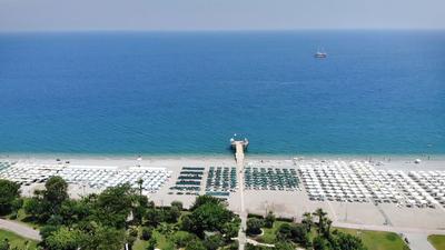 Beso Beach Hotel