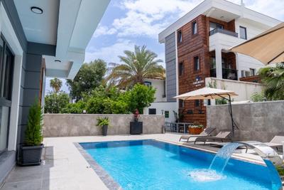 Euronova Hotels & Suites