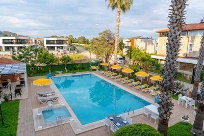 Mira Su Hotel Camyuva