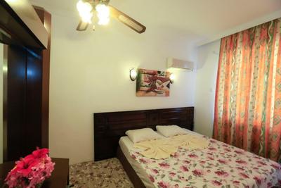 Oranj Ranch Hotel