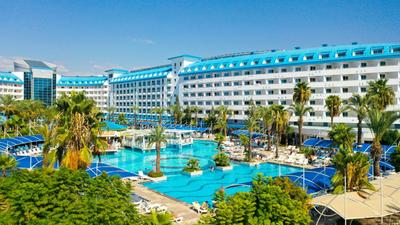 Crystal Admiral Resort Suites & Spa Hotel