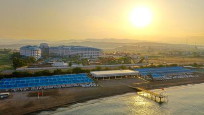 Crystal Admiral Resort Suites & Spa Hotel