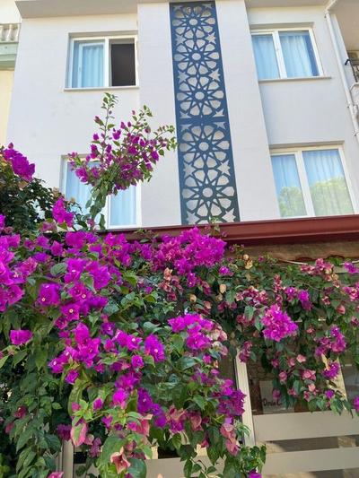 Serenity Suit Hotel