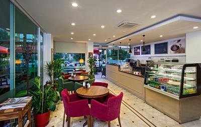 The Room Hotel & Apartments