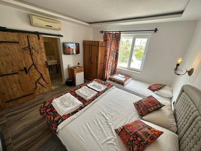 White Country Boutique Hotel