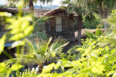 Kadirs Family House