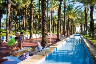 Seven Seas Hotel Blue
