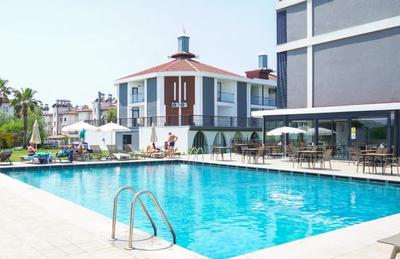 Side Square Hotel