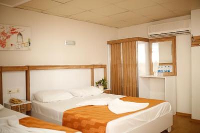 Özhan Otel