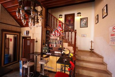 Cicerone Lodge Hotel