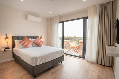 Echinus Hotels