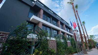 Estera Hotel