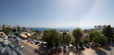 Pure Blanche Hotel