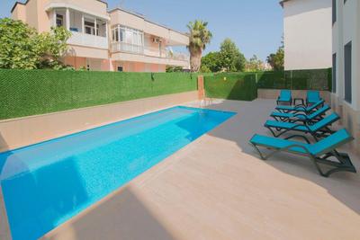 Pure Blanche Hotel