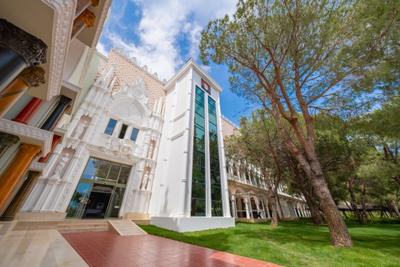 Venezia Palace Deluxe Resort Hotel