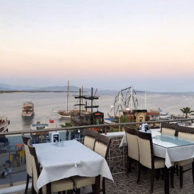 Lion Hotel