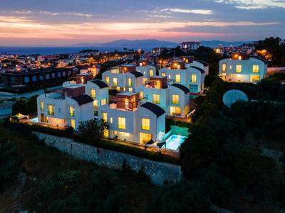 Ada Villas