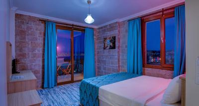Cunda Balkonak Otel