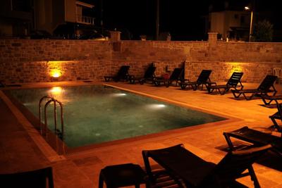 Cunda Demir Otel