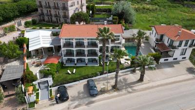 Cunda House Küçük Otel