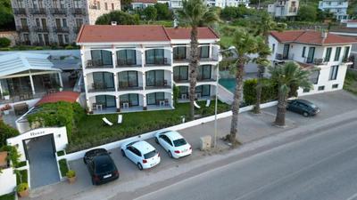 Cunda House Küçük Otel