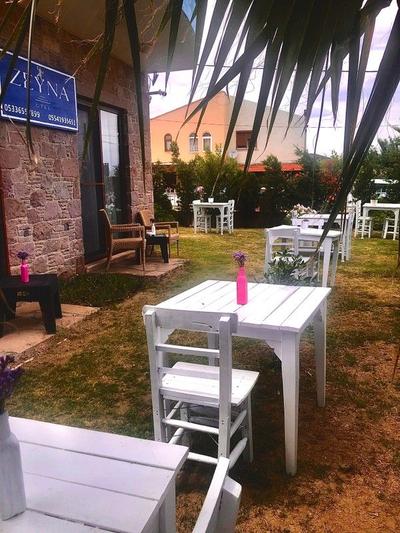 Cunda Zeyna Otel