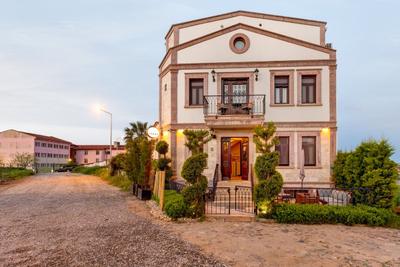Parna Cunda Island
