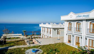 Inta Jasmin House