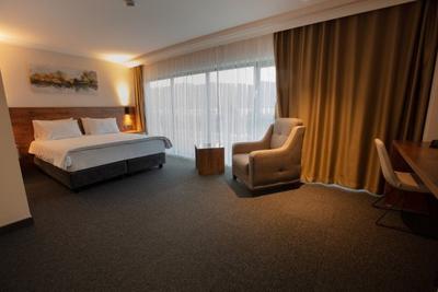 Valent Otel Business
