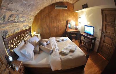 Issız Han Tarihi Butik Otel