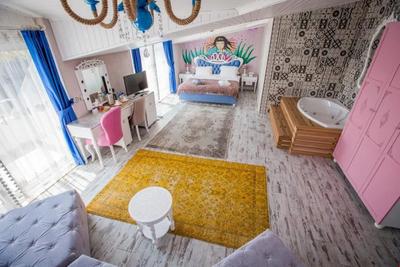 Limnades Hotel