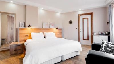 Yanki Hotel