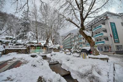 Oylat Kaplıcaları Çağlayan Otel
