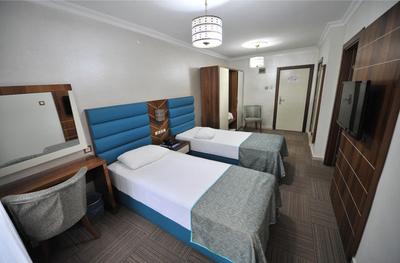 Oylat Kaplıcaları Çağlayan Otel