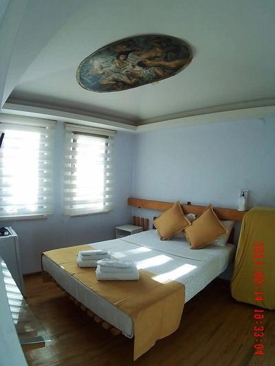 Athenada Otel