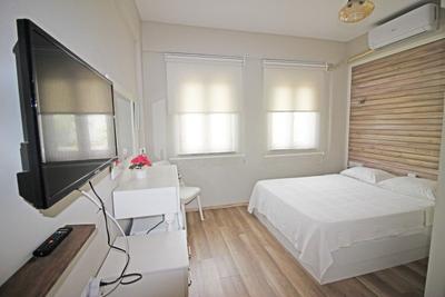 Karina Vineyard House