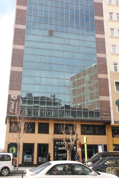 Real Residence Hotel