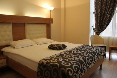 Real Residence Hotel