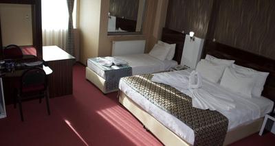 Anya Suit Otel