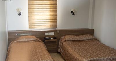 Yunus Hotel