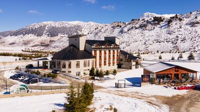 West Davraz Hotel
