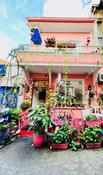 Pembe Pansiyon