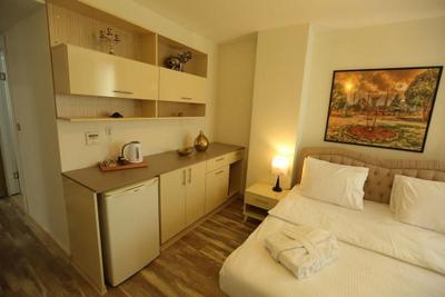 Alpha Suit Otel