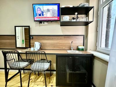 Aram Kerasi Rooms
