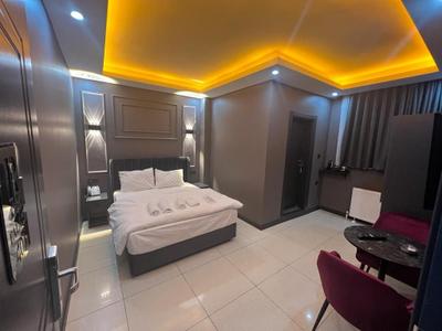 Rich Palace Suit Otel